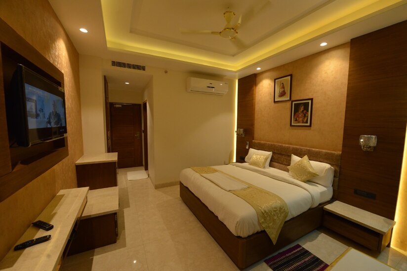 Hotel RR62 - GALLERY 13